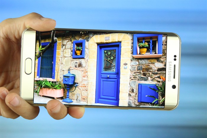 Điện thoại Samsung Galaxy S6 Edge Plus