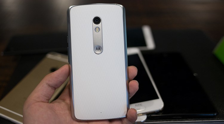 Điện thoại Motorola Moto X Play