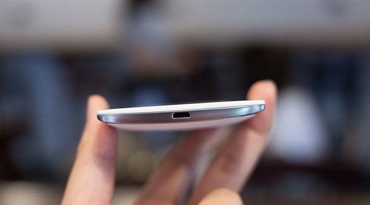 Điện thoại Motorola Moto X Play