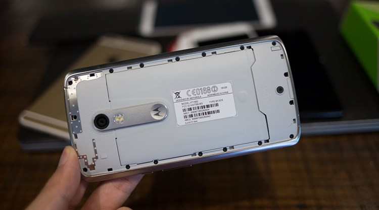 Điện thoại Motorola Moto X Play