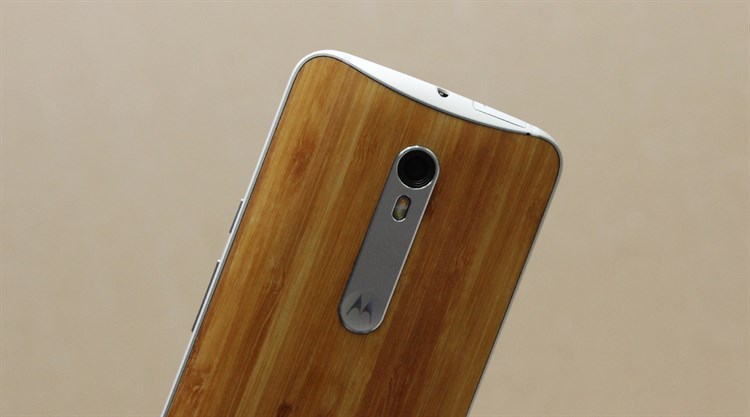 Điện thoại Motorola Moto X Style