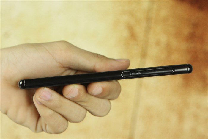 Điện thoại Sony Xperia M5 Dual