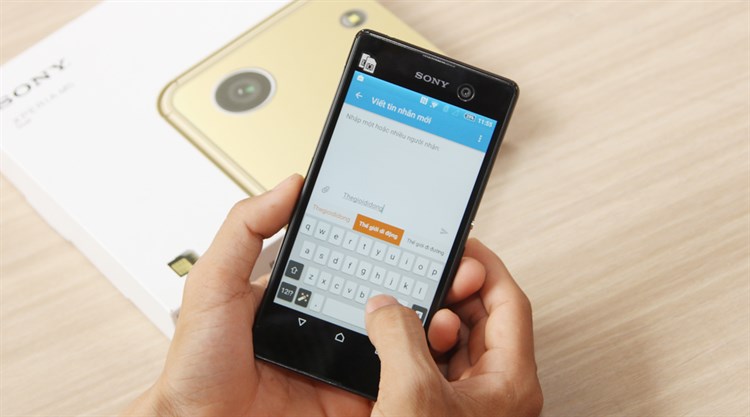 Điện thoại Sony Xperia M5 Dual