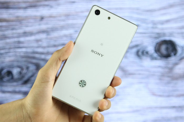Điện thoại Sony Xperia M5 Dual