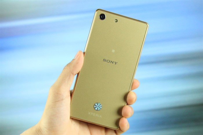 Điện thoại Sony Xperia M5 Dual