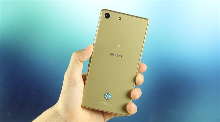 Điện thoại Sony Xperia M5 Dual