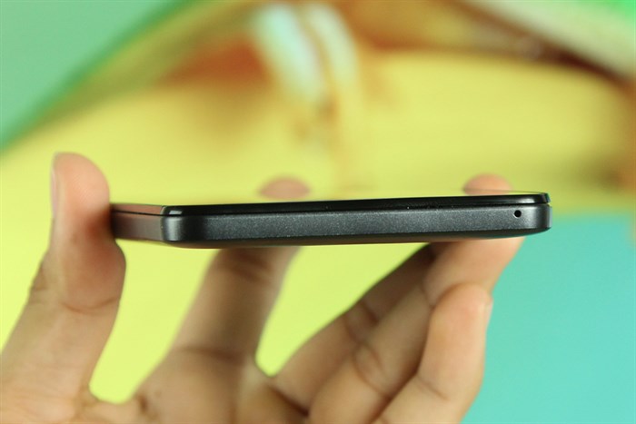 Điện thoại Mobell Nova S