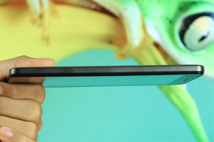 Điện thoại Mobell Nova S