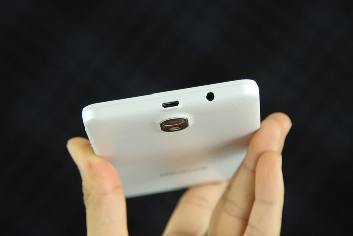 Điện thoại Mobell Nova S