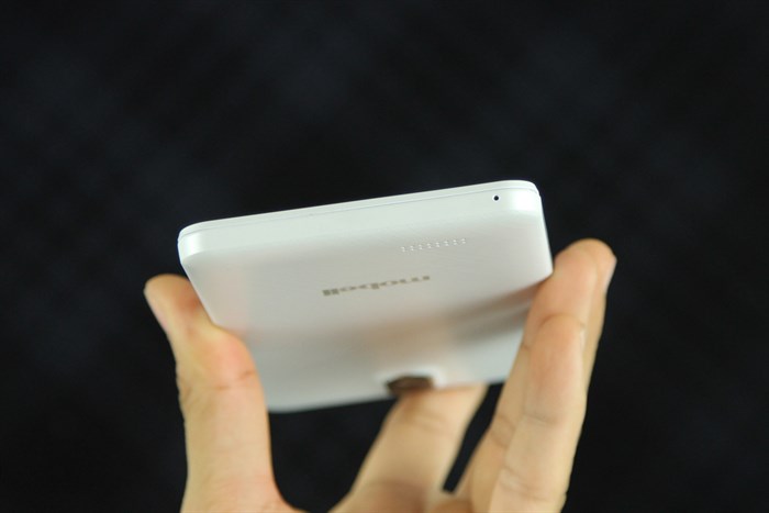 Điện thoại Mobell Nova S