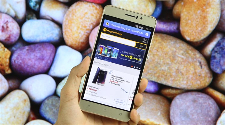 Điện thoại Mobell Nova S