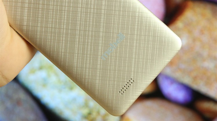 Điện thoại Mobell Nova S