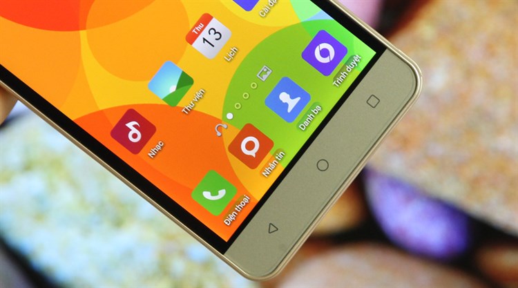 Điện thoại Mobell Nova S