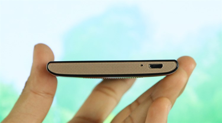 Điện thoại Philips S358