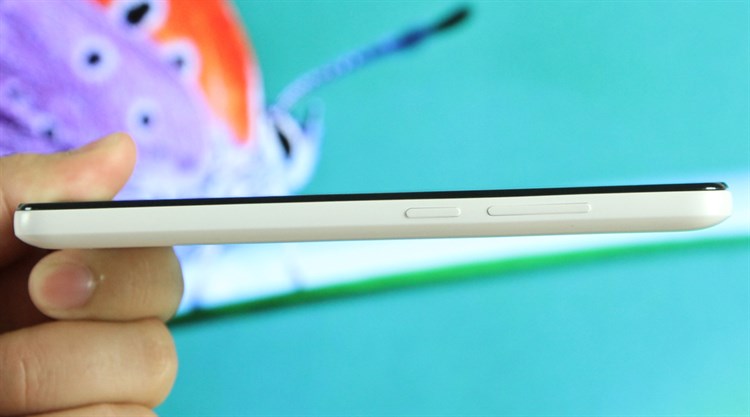 Điện thoại Mobiistar Lai Yollo Màu Trắng