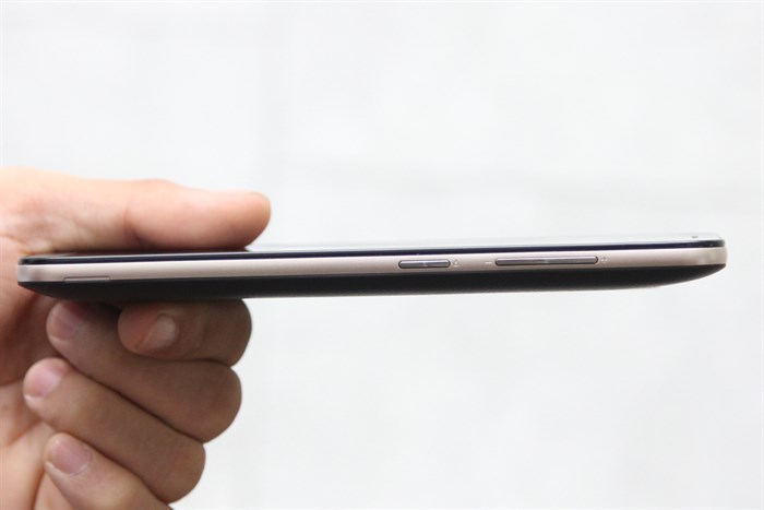 Điện thoại Asus Zenfone Max