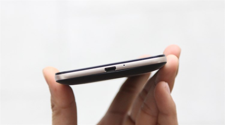 Điện thoại Asus Zenfone Max