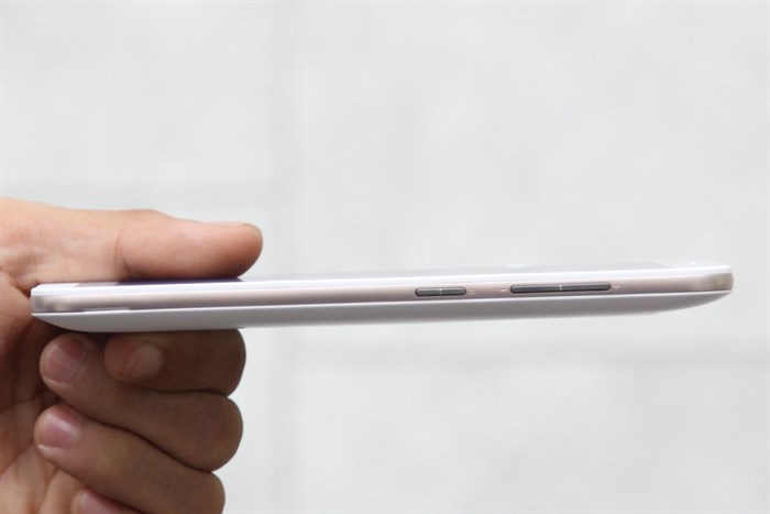 Điện thoại Asus Zenfone Max