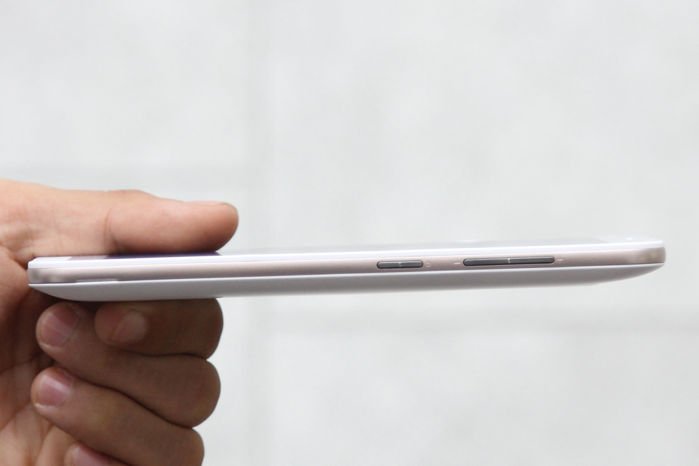 Asus Zenfone Max - 8