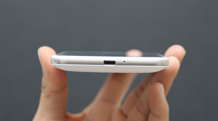 Điện thoại Asus Zenfone Max