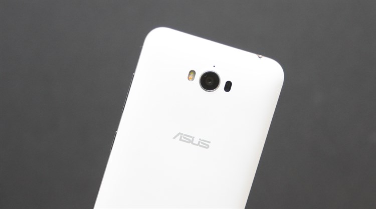 Điện thoại Asus Zenfone Max