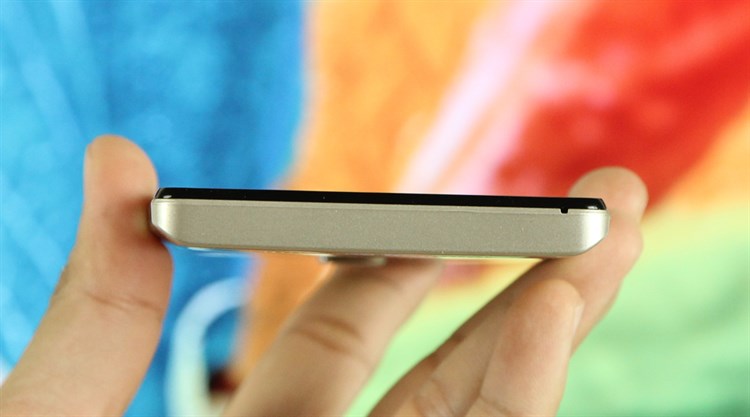 Điện thoại Mobiistar Lai Zoro