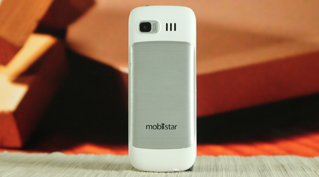 <p>Sản phẩm hỗ trợ 2 SIM v&agrave; camera tiện dụng</p>