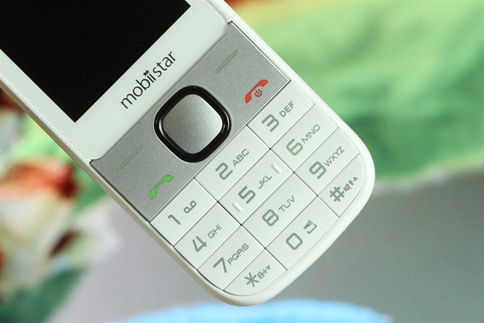 Điện thoại Mobiistar B240