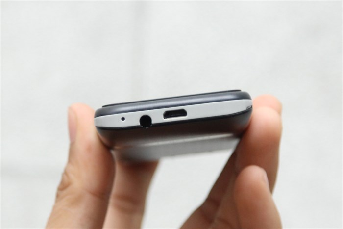 Điện thoại Mobiistar B241