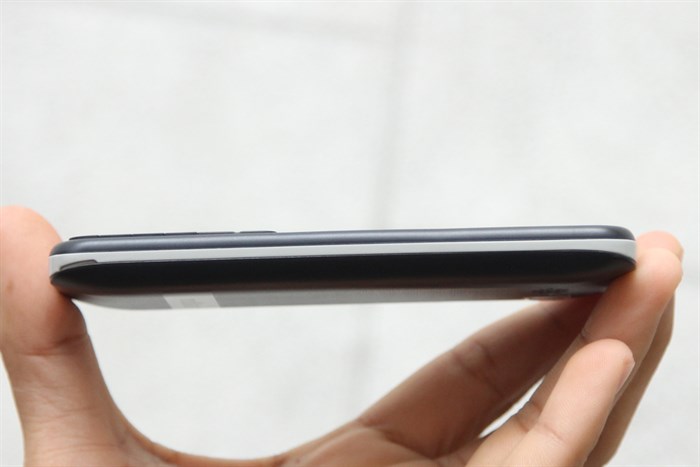 Điện thoại Mobiistar B241