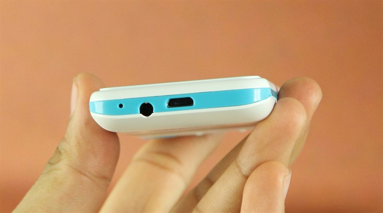 Điện thoại Mobiistar B241