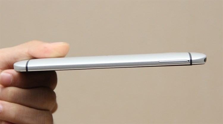 Điện thoại HTC One M8 Eye