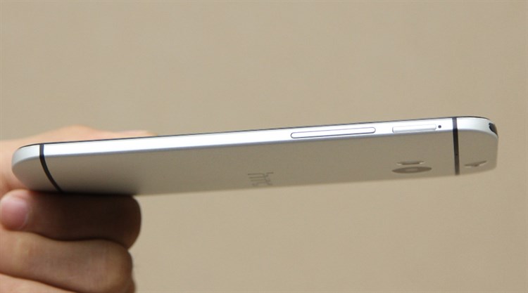 Điện thoại HTC One M8 Eye