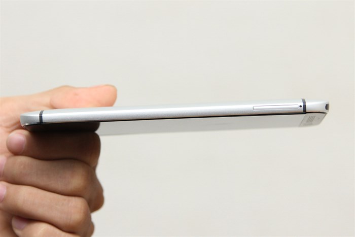 Điện thoại HTC One M8 Eye