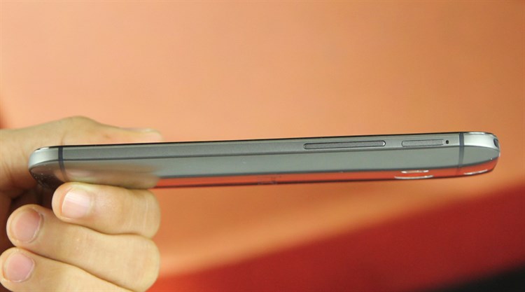 Điện thoại HTC One M8 Eye