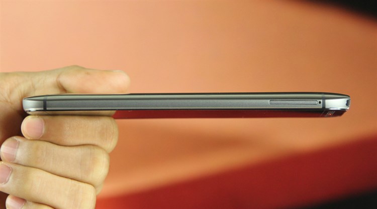 Điện thoại HTC One M8 Eye