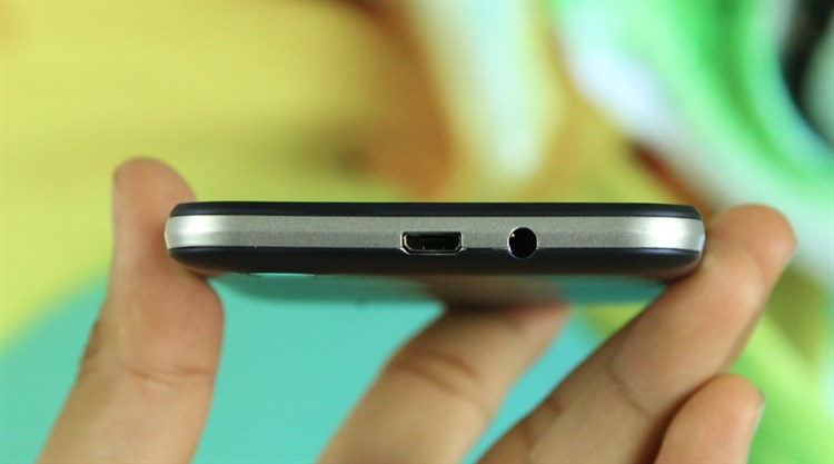 Điện thoại Mobiistar Zena Màu Xanh Dương