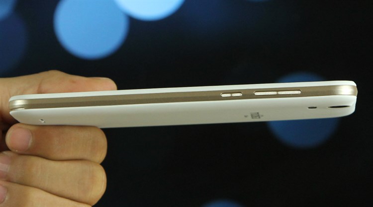 Điện thoại Mobiistar Zena Màu Trắng