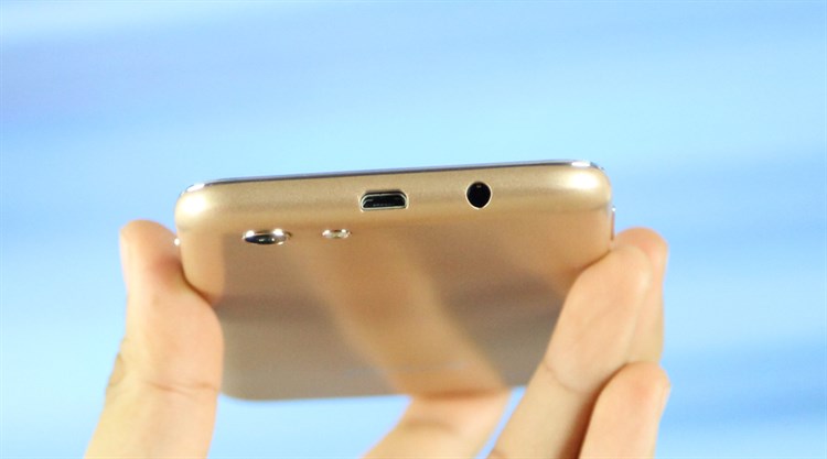 Điện thoại Mobell Nova F2