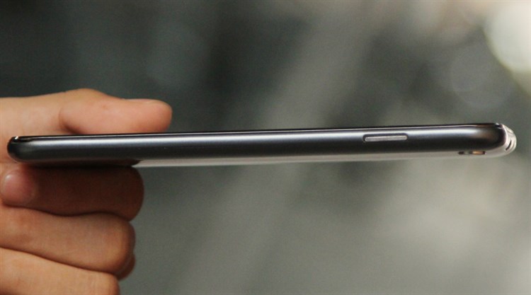 Điện thoại Mobell Nova F2