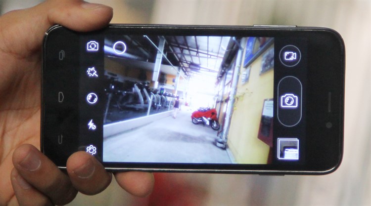 Điện thoại Mobell Nova F2