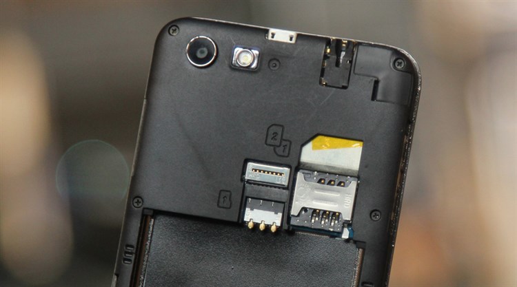 Điện thoại Mobell Nova F2