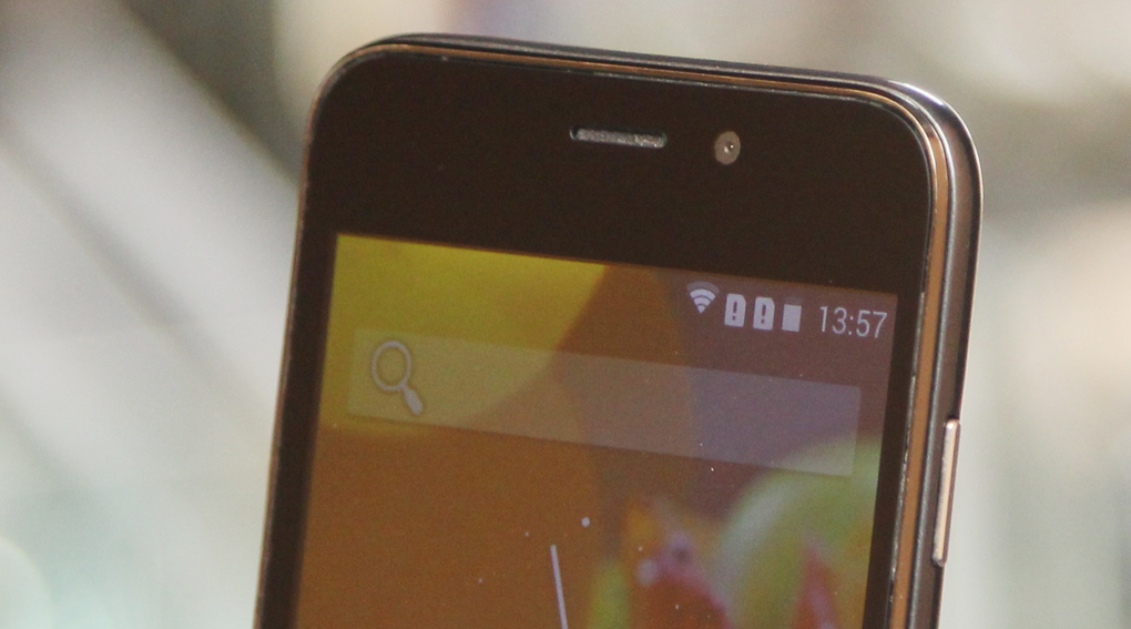 Điện thoại Mobell Nova F2
