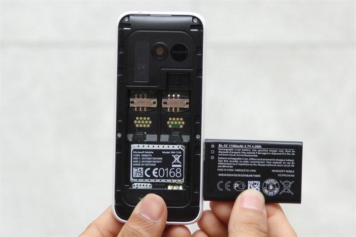 Điện thoại Nokia 222 Dual SIM