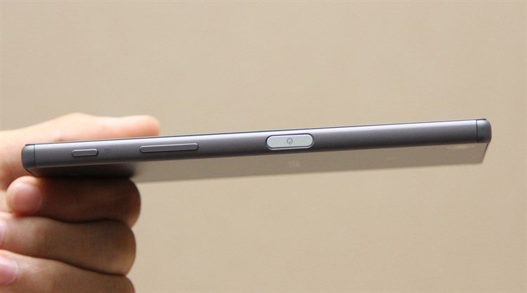 Điện thoại Sony Xperia Z5 Dual