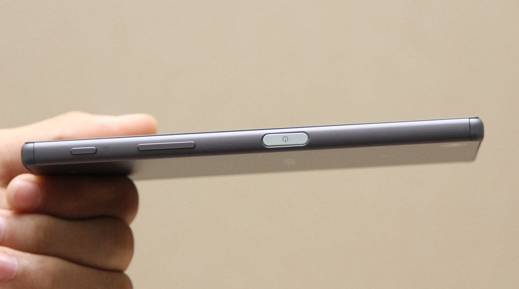 Điện thoại Sony Xperia Z5 Dual