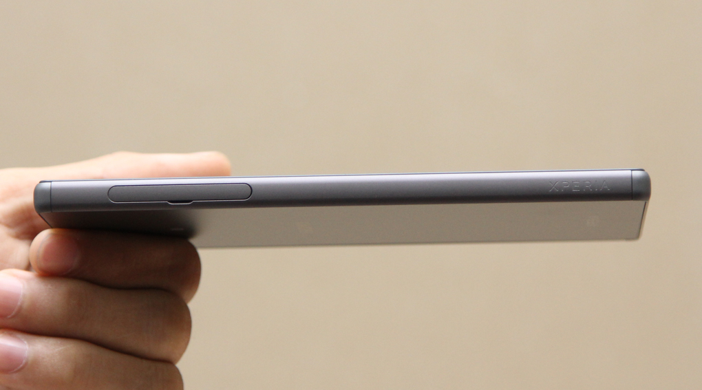 Điện thoại Sony Xperia Z5 Dual