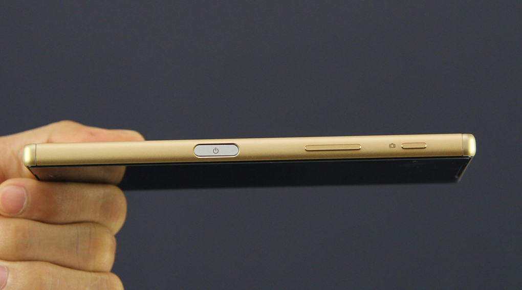 Điện thoại Sony Xperia Z5 Dual