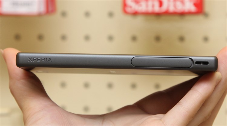 Điện thoại Sony Xperia Z5 Compact