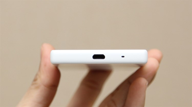 Điện thoại Sony Xperia Z5 Compact